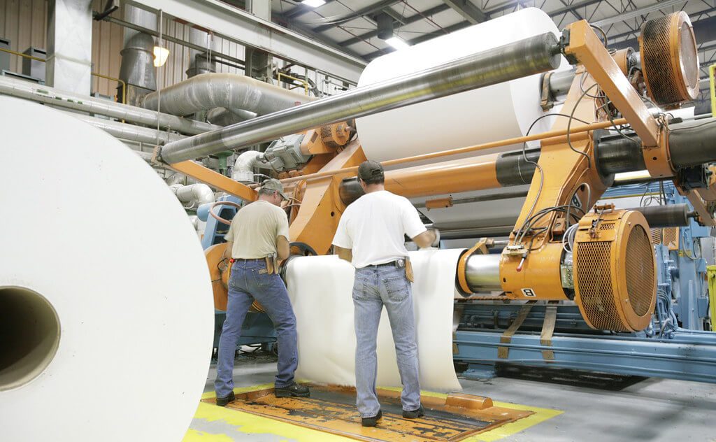 pulptopaperrolls | Limepack Pahvimukien maailma | Limepack pulp to paper rolls